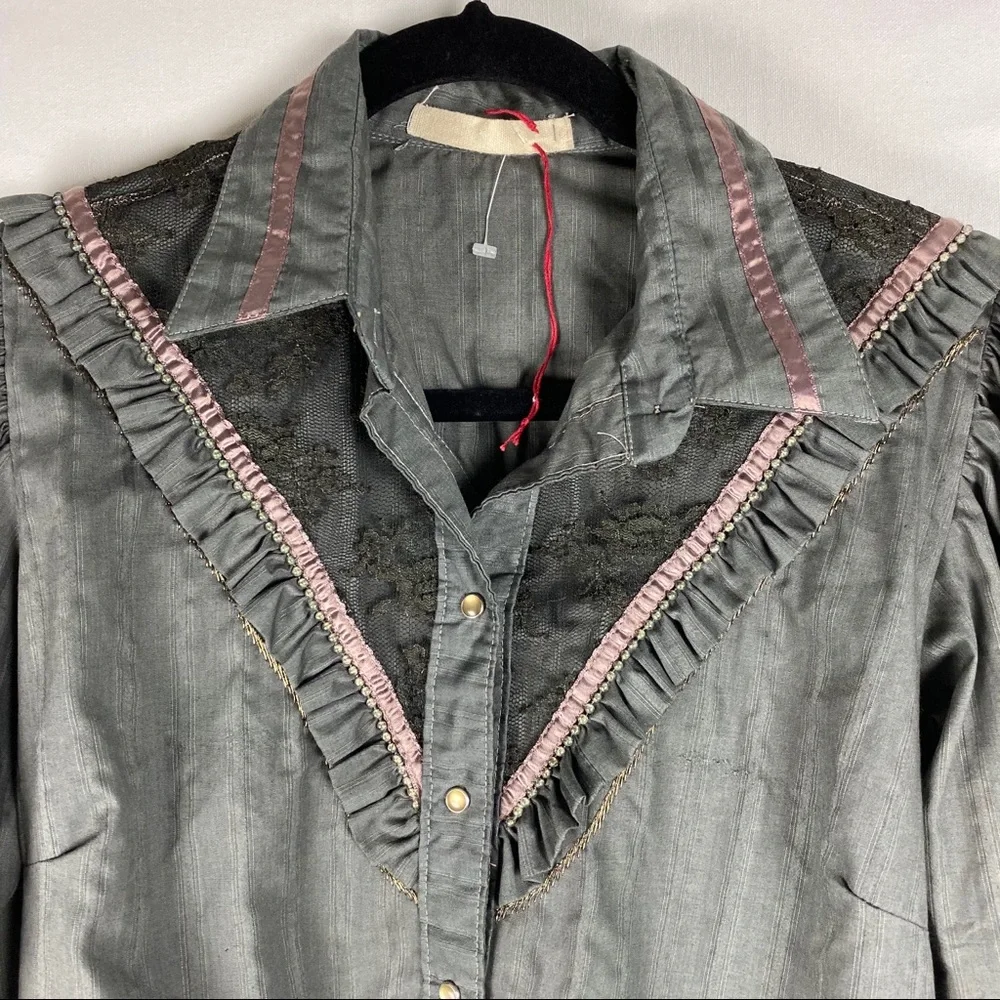 NEW Chatav Ectabit Gray Handmade Western Style Top - Picture 2 of 7